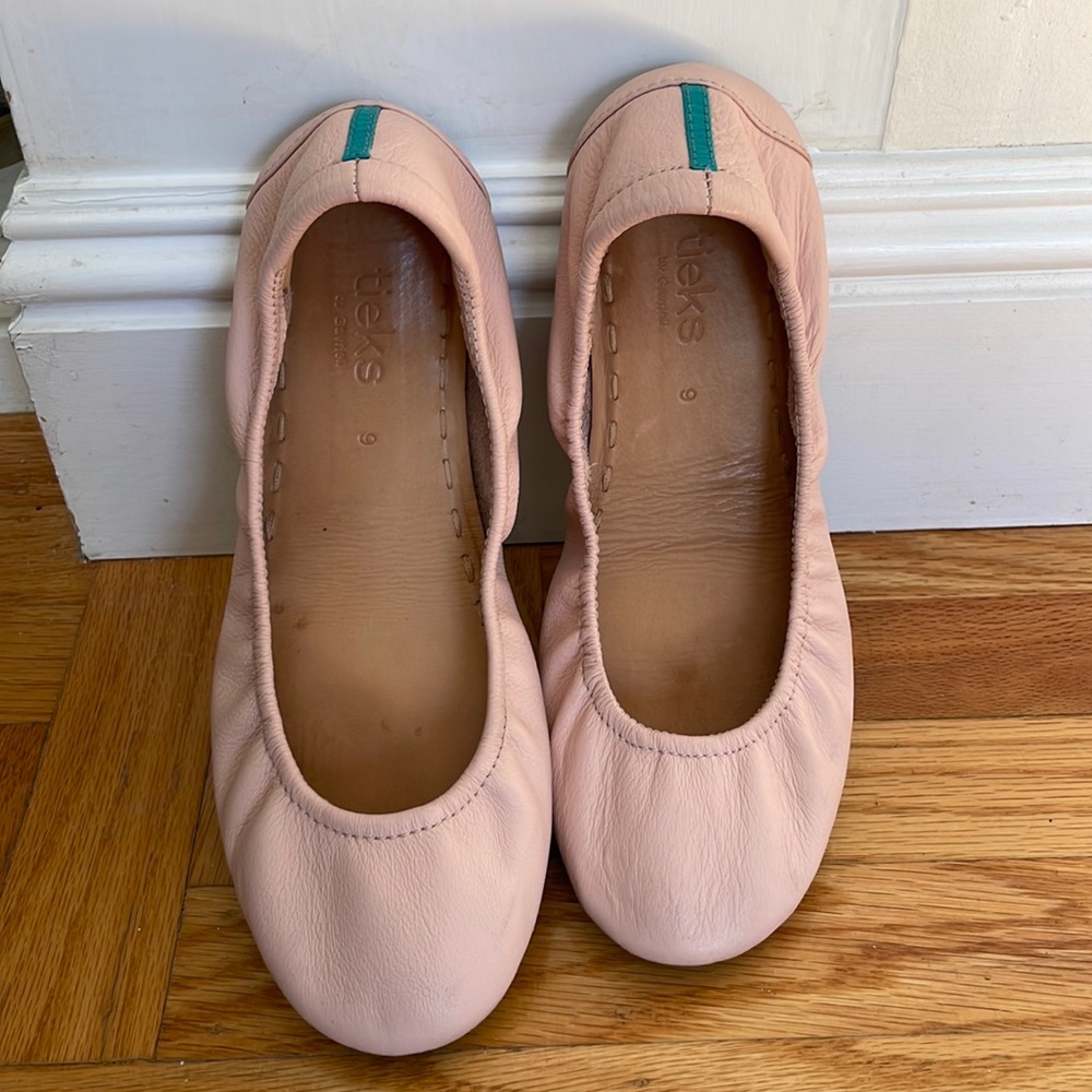 Ballerina Pink Tieks 🩰